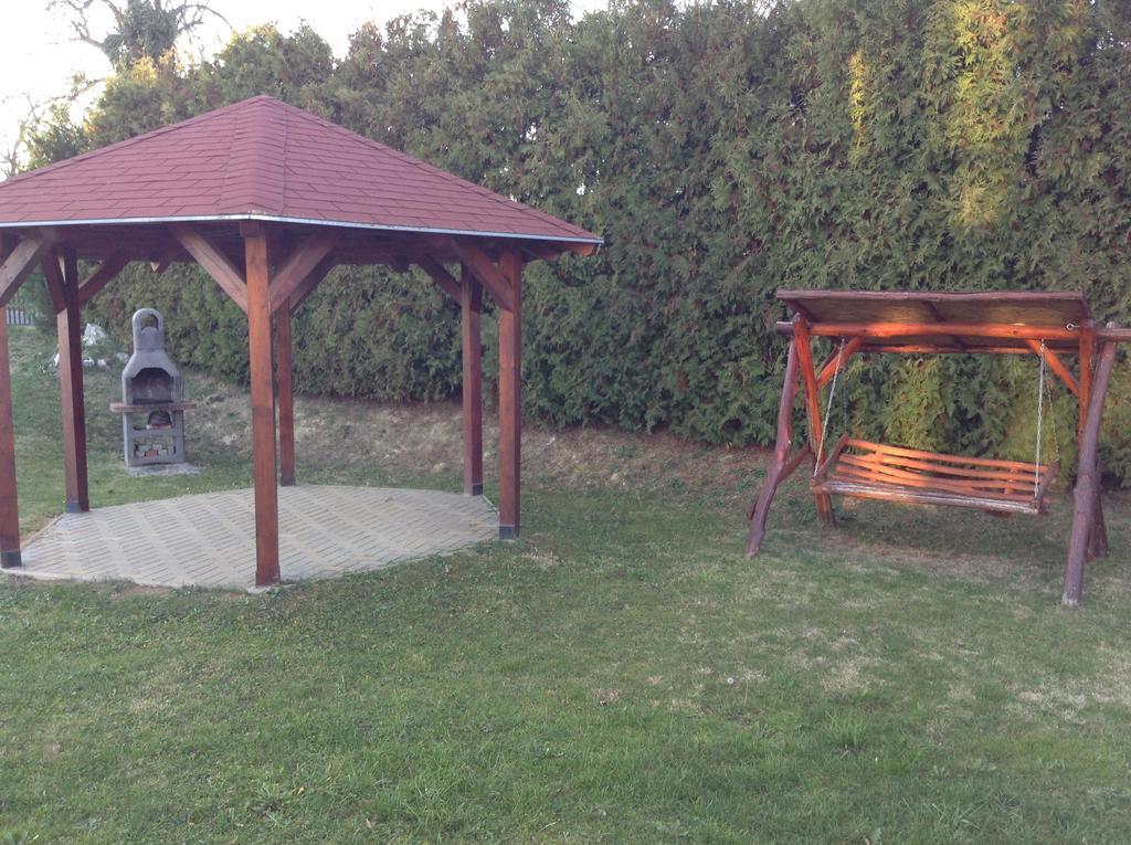 Babati Apartmanhaz Appartement Zalakaros Buitenkant foto